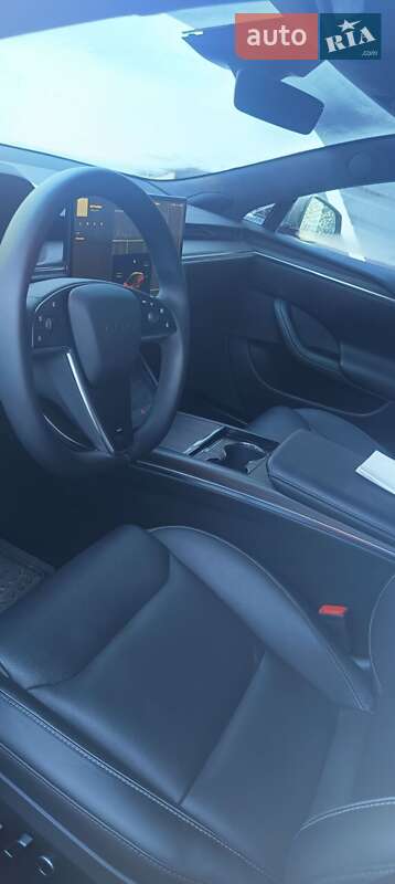 Лифтбек Tesla Model S 2021 в Киеве фото 2 Лифтбек Tesla Model S 2021 в Киеве