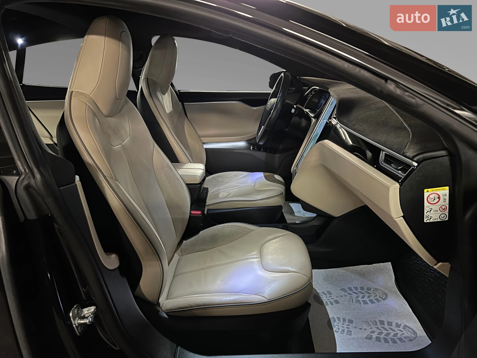 2015 Tesla Model S - мініатюра 17