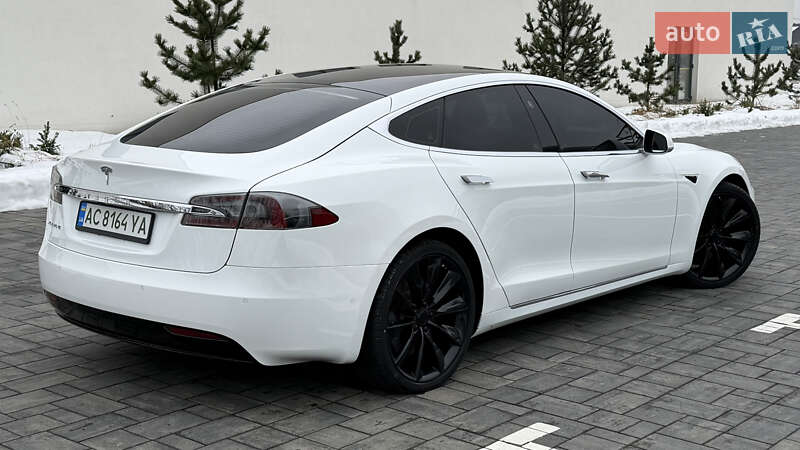 Лифтбек Tesla Model S 2017 в Луцке фото 8 Лифтбек Tesla Model S 2017 в Луцке