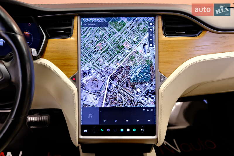 Ліфтбек Tesla Model S 2020 в Одесі