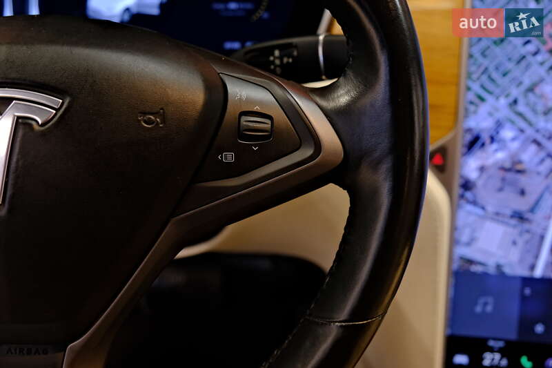 Ліфтбек Tesla Model S 2020 в Одесі