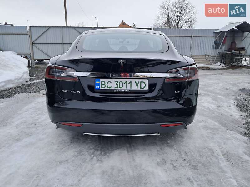 Ліфтбек Tesla Model S 2014 в Радехові