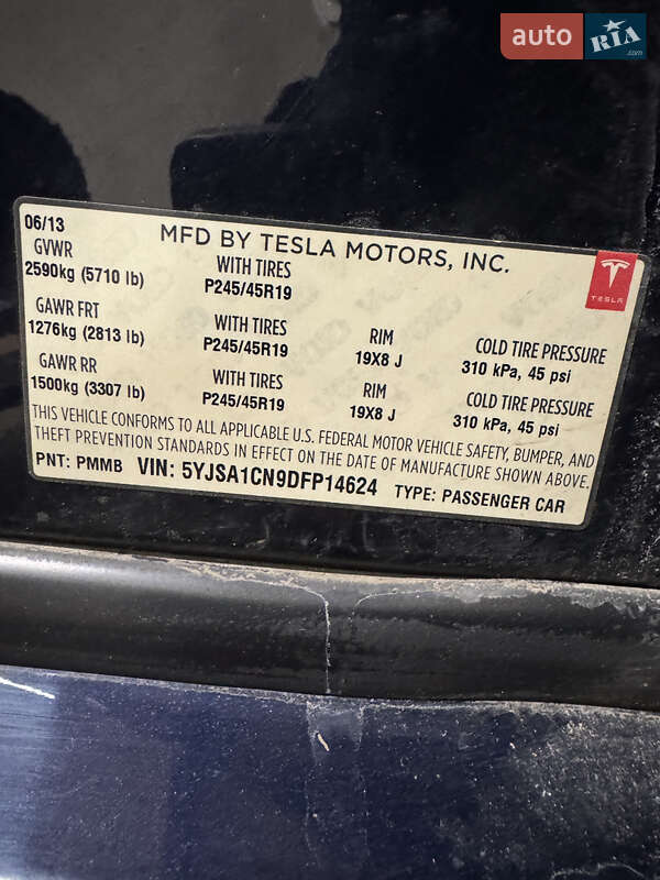 Ліфтбек Tesla Model S 2013 в Луцьку