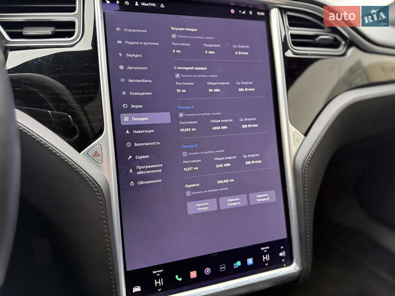 Лифтбек Tesla Model S 2016 в Киеве
