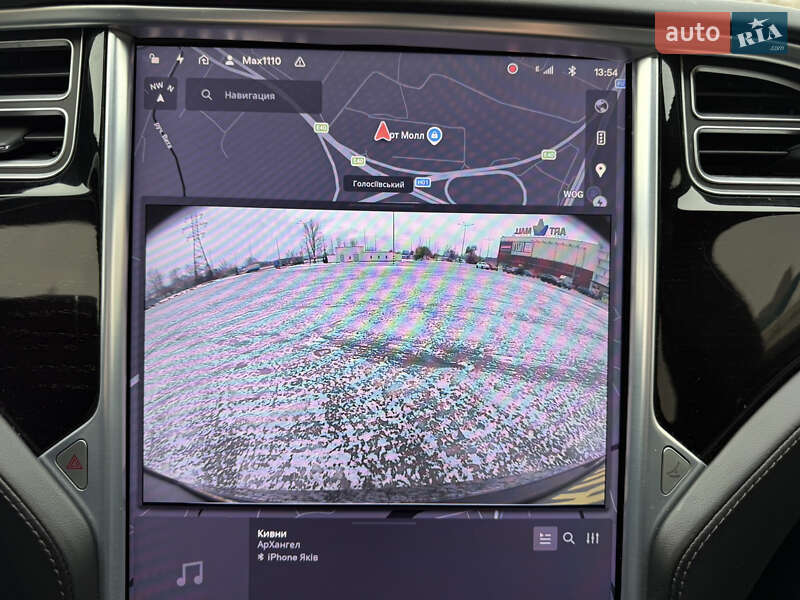 Лифтбек Tesla Model S 2016 в Киеве