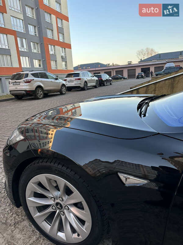 Лифтбек Tesla Model S 2016 в Ивано-Франковске фото 17 Лифтбек Tesla Model S 2016 в Ивано-Франковске