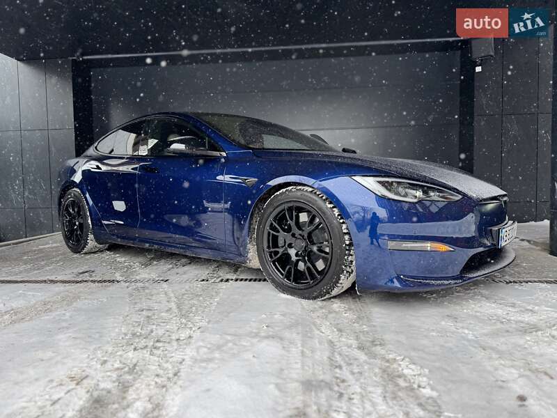 Лифтбек Tesla Model S 2022 в Виннице