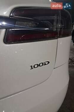 Ліфтбек Tesla Model S 2019 в Одесі