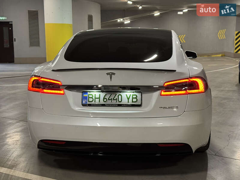 Ліфтбек Tesla Model S 2020 в Одесі фото 5 Ліфтбек Tesla Model S 2020 в Одесі