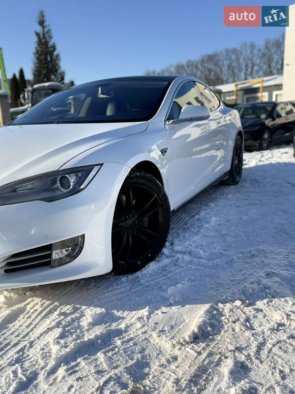 Ліфтбек Tesla Model S 2014 в Вінниці