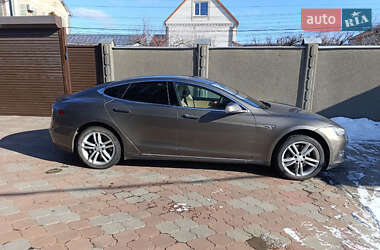 Ліфтбек Tesla Model S 2015 в Одесі