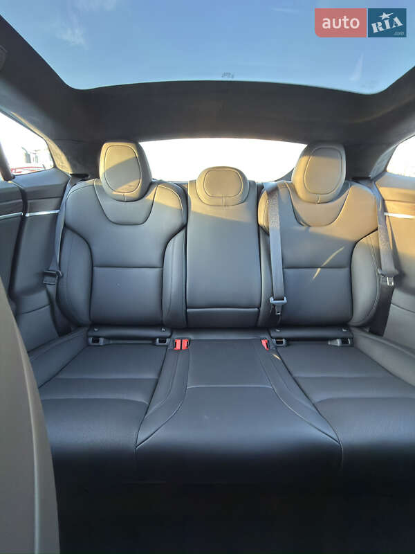 Лифтбек Tesla Model S 2024 в Виннице фото 36 Лифтбек Tesla Model S 2024 в Виннице