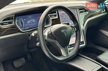 Лифтбек Tesla Model S 2016 в Одессе