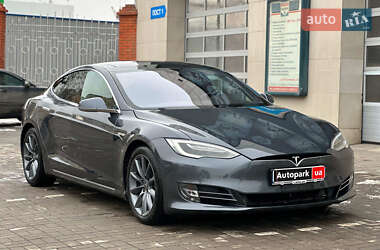 Лифтбек Tesla Model S 2016 в Одессе