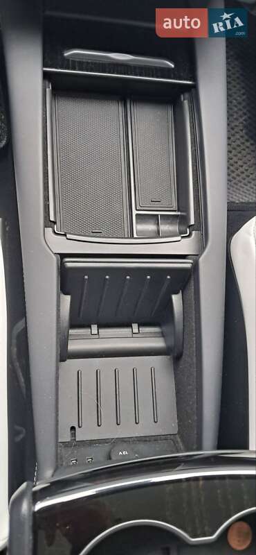 Ліфтбек Tesla Model S 2019 в Львові фото 55 Ліфтбек Tesla Model S 2019 в Львові