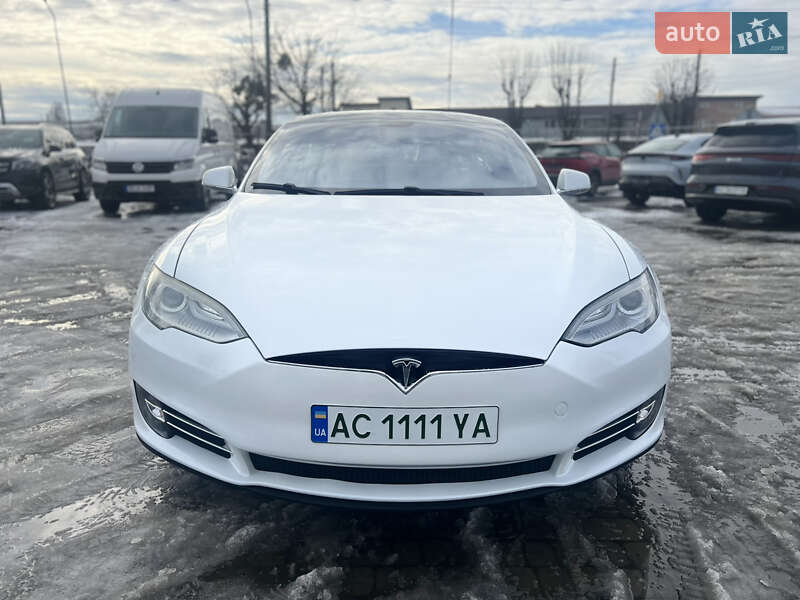 Ліфтбек Tesla Model S 2013 в Луцьку