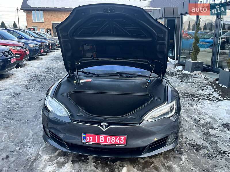 Лифтбек Tesla Model S 2017 в Луцке фото 9 Лифтбек Tesla Model S 2017 в Луцке