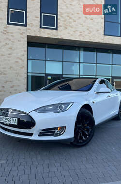 Ліфтбек Tesla Model S 2016 в Хмельницькому