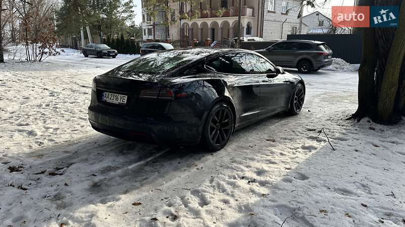 Лифтбек Tesla Model S 2022 в Броварах