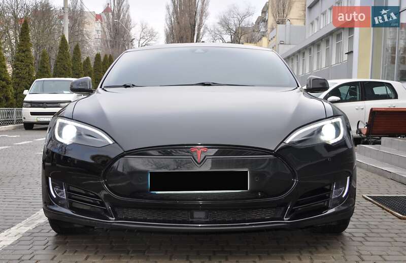 Tesla Model S 2015 Tesla Model S 2015