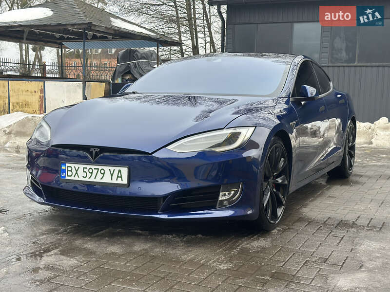 Ліфтбек Tesla Model S 2016 в Славуті фото 9 Ліфтбек Tesla Model S 2016 в Славуті