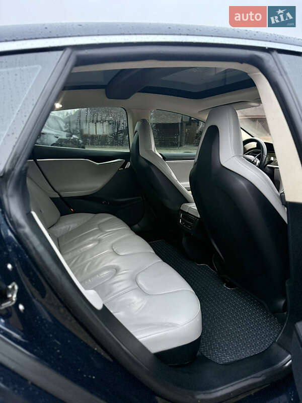 Лифтбек Tesla Model S 2013 в Коломые фото 20 Лифтбек Tesla Model S 2013 в Коломые