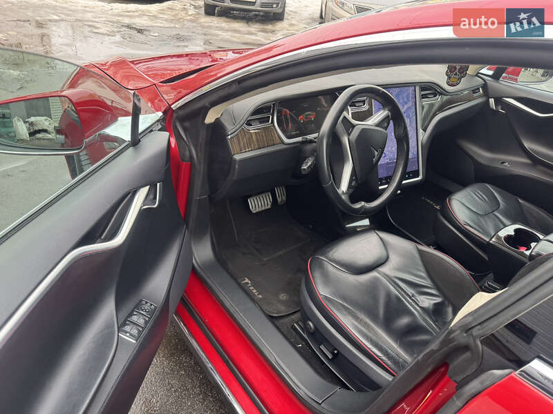 Лифтбек Tesla Model S 2013 в Киеве фото 9 Лифтбек Tesla Model S 2013 в Киеве