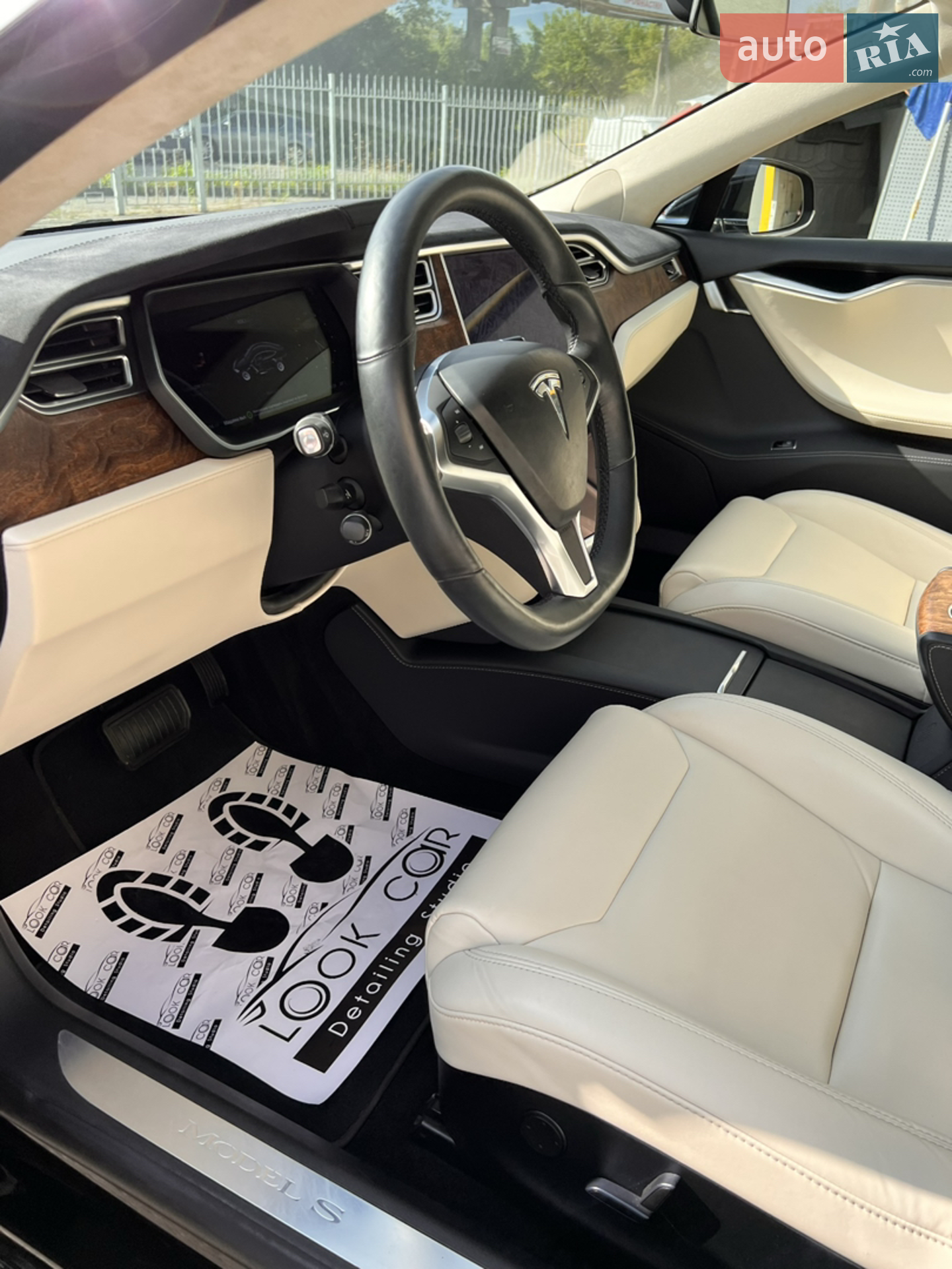 2017 Tesla Model S - мініатюра 8