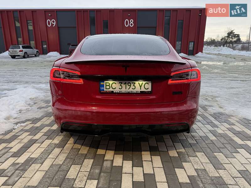 Ліфтбек Tesla Model S 2021 в Львові