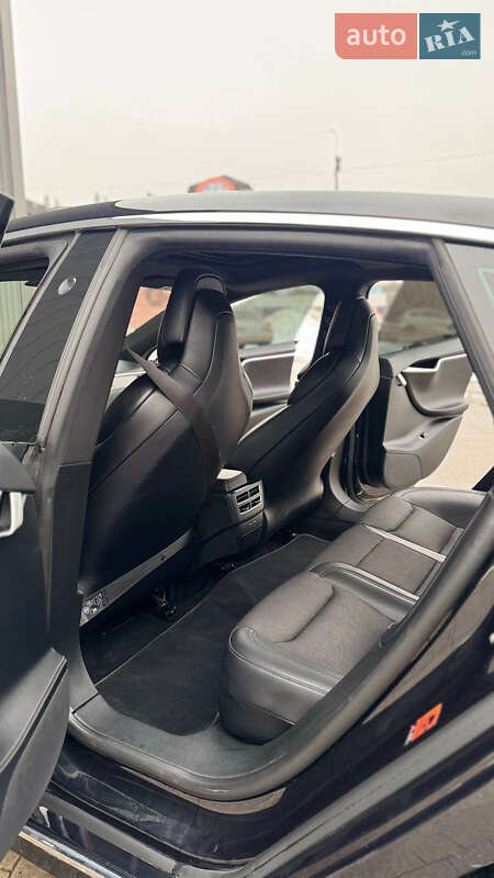 Лифтбек Tesla Model S 2017 в Трускавце фото 88 Лифтбек Tesla Model S 2017 в Трускавце