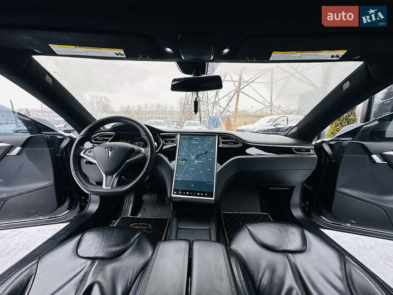 Ліфтбек Tesla Model S 2014 в Харкові