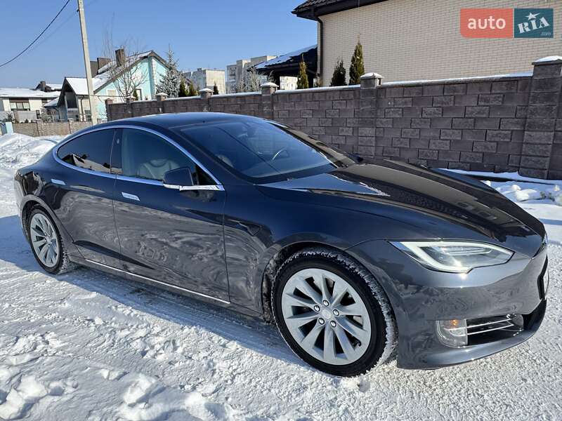 Лифтбек Tesla Model S 2018 в Ровно фото 3 Лифтбек Tesla Model S 2018 в Ровно