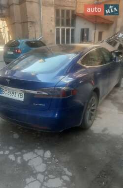 Лифтбек Tesla Model S 2020 в Львове