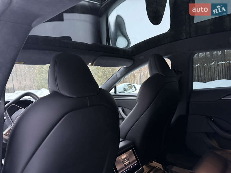 Ліфтбек Tesla Model S 2021 в Львові фото 22 Ліфтбек Tesla Model S 2021 в Львові