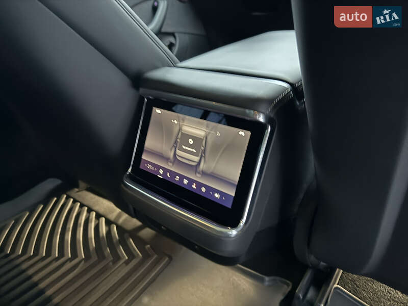 Ліфтбек Tesla Model S 2021 в Львові фото 26 Ліфтбек Tesla Model S 2021 в Львові