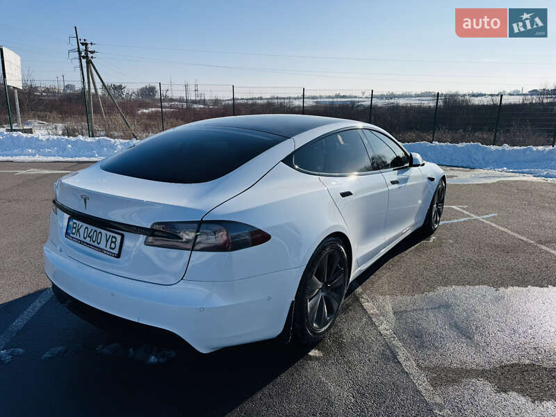 Лифтбек Tesla Model S 2021 в Ровно
