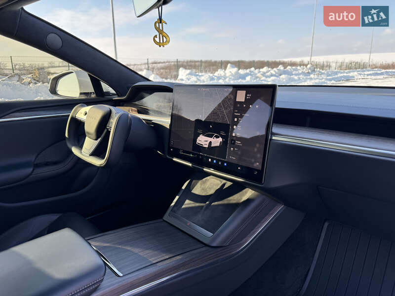 Лифтбек Tesla Model S 2021 в Ровно