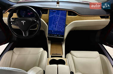 Лифтбек Tesla Model S 2019 в Николаеве