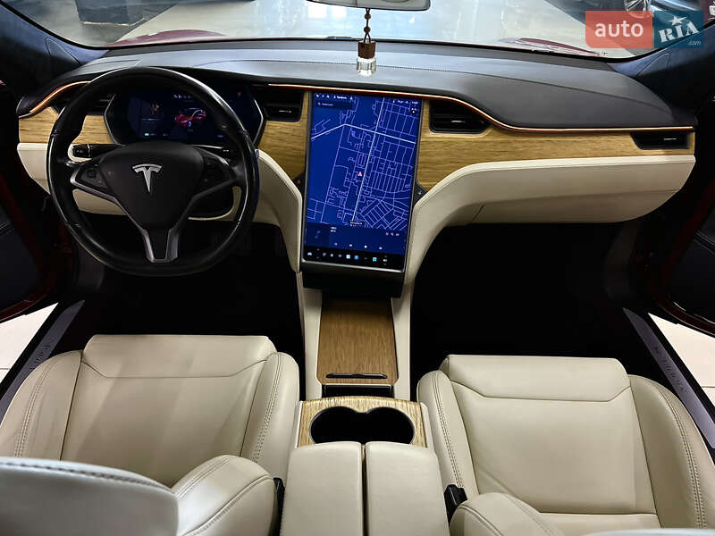Лифтбек Tesla Model S 2019 в Николаеве фото 22 Лифтбек Tesla Model S 2019 в Николаеве