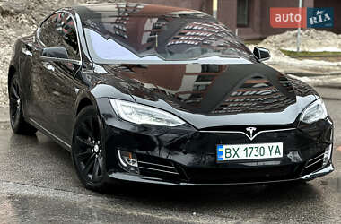 Лифтбек Tesla Model S 2017 в Тернополе