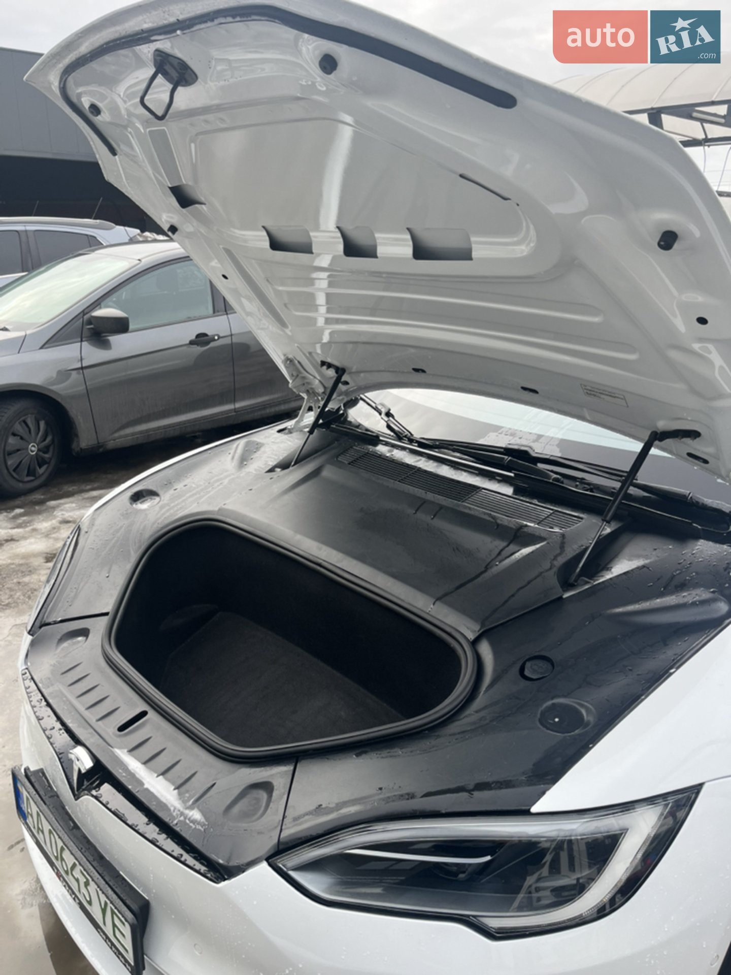 2022 Tesla Model S - мініатюра 10