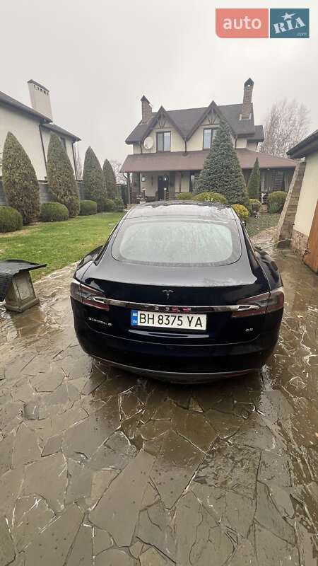 Лифтбек Tesla Model S 2014 в Одессе