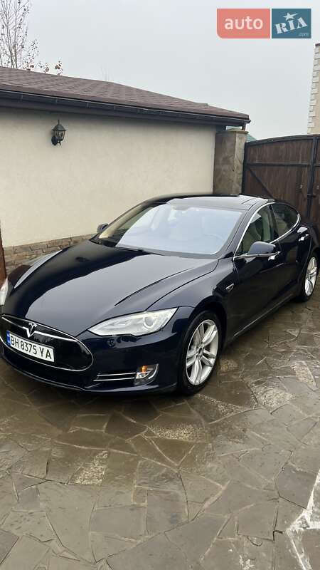 Лифтбек Tesla Model S 2014 в Одессе