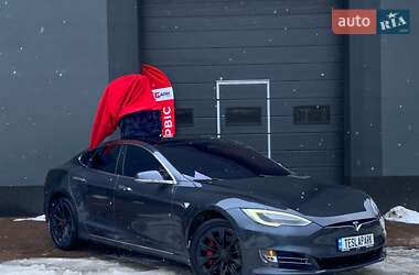 Ліфтбек Tesla Model S 2017 в Києві