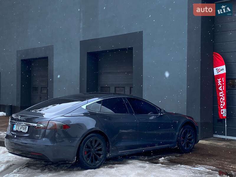 Ліфтбек Tesla Model S 2017 в Києві фото 10 Ліфтбек Tesla Model S 2017 в Києві