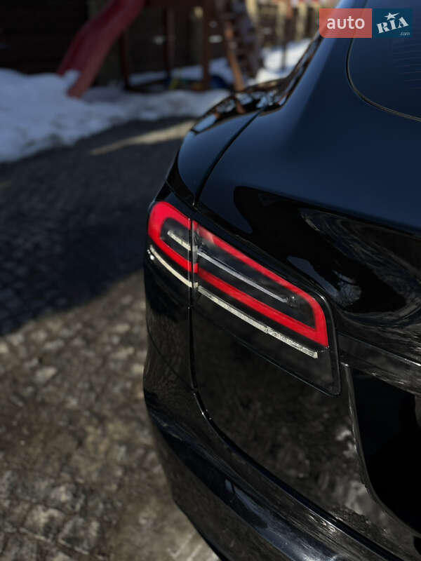 Лифтбек Tesla Model S 2022 в Львове фото 10 Лифтбек Tesla Model S 2022 в Львове