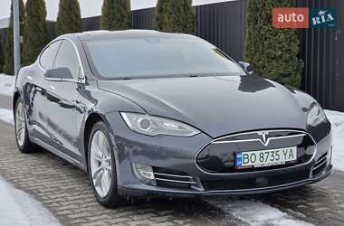 Лифтбек Tesla Model S 2014 в Тернополе