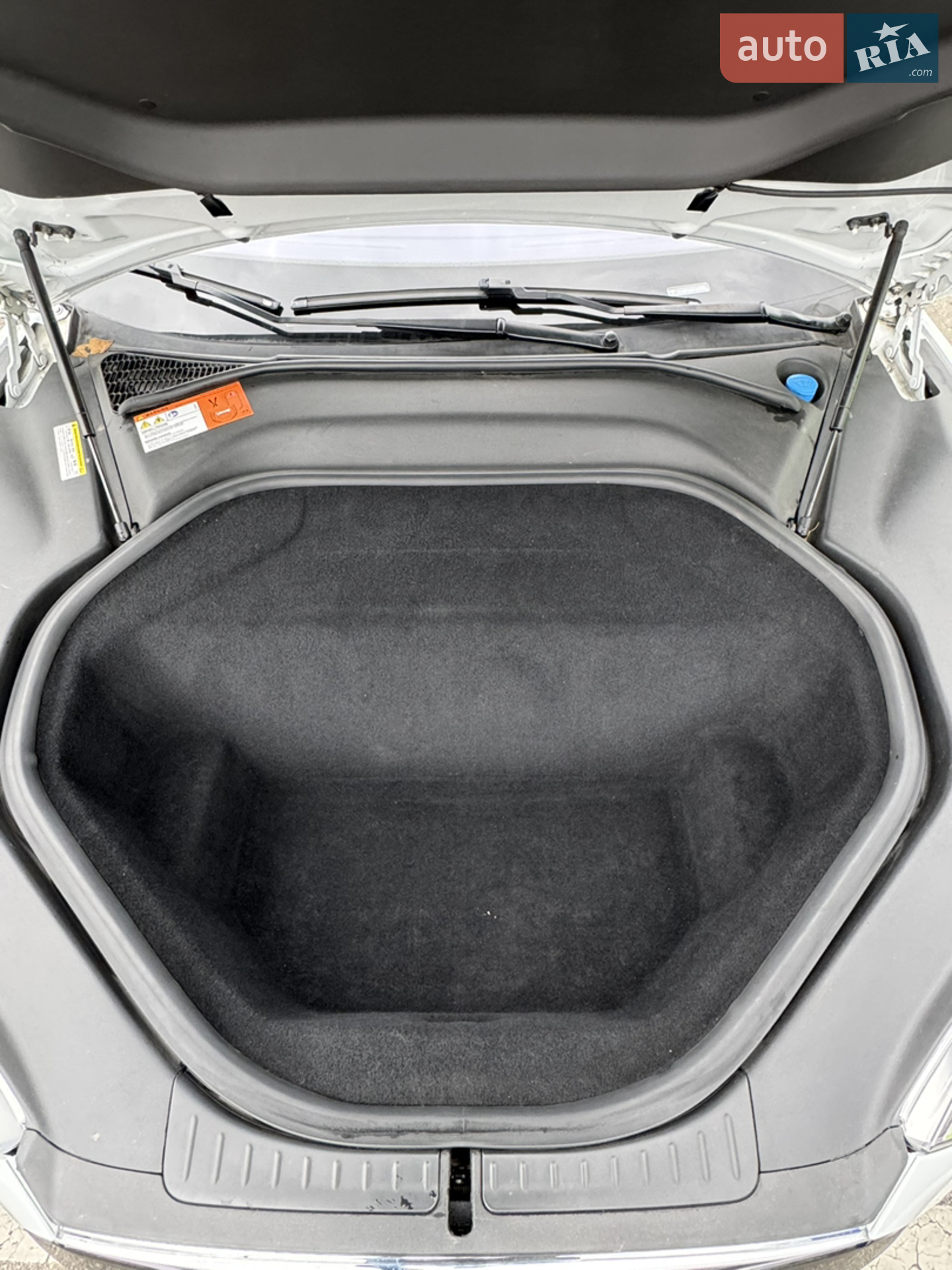 2015 Tesla Model S - мініатюра 10