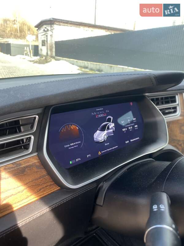 Ліфтбек Tesla Model S 2016 в Луцьку