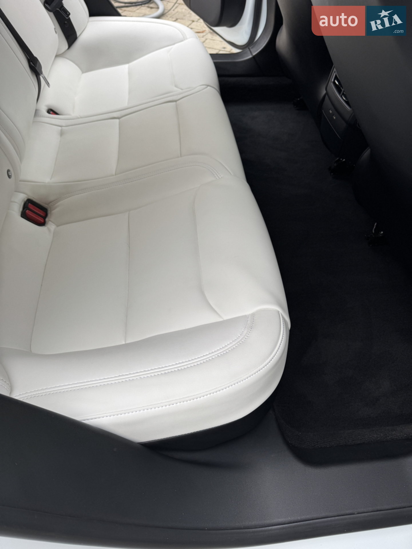 2019 Tesla Model S - мініатюра 27